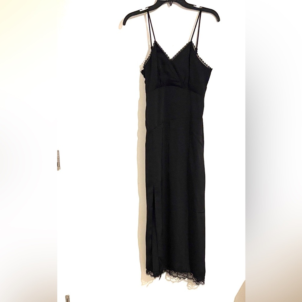 Jing Dress Size S Elegant Black Lace Trim Dress‎